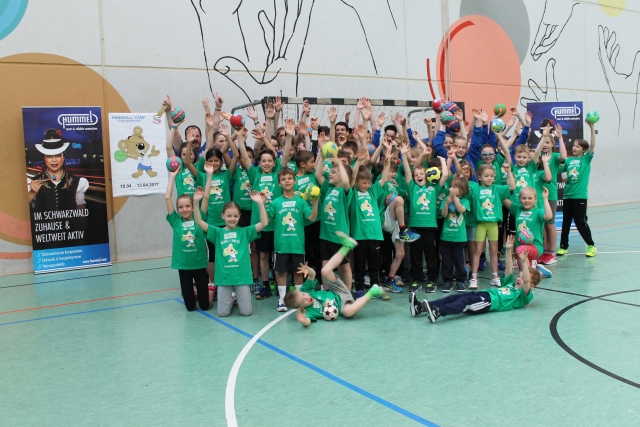 Handball-Camper 2017 bx.jpg Handball-Camper 2017 bx.jpg